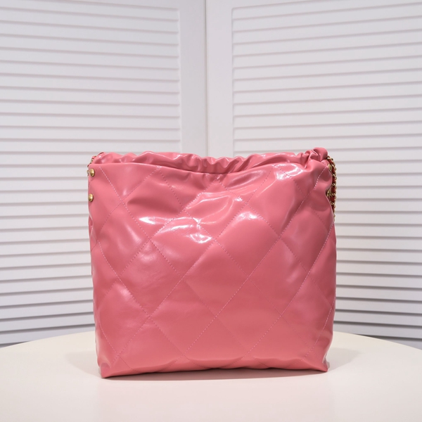 シャネルバッグ側面デザイン